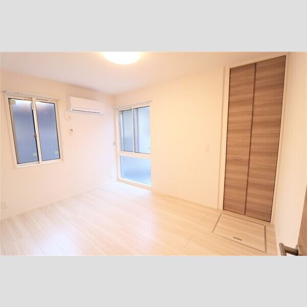 その他 (洋室6.1帖)