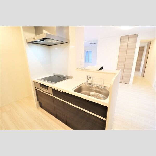 キッチン (対面式キッチン(3口IHコンロ))