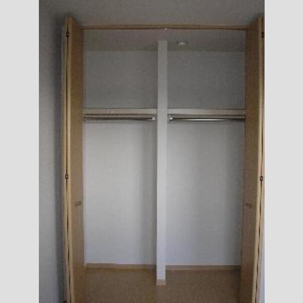 収納 (クローゼット)