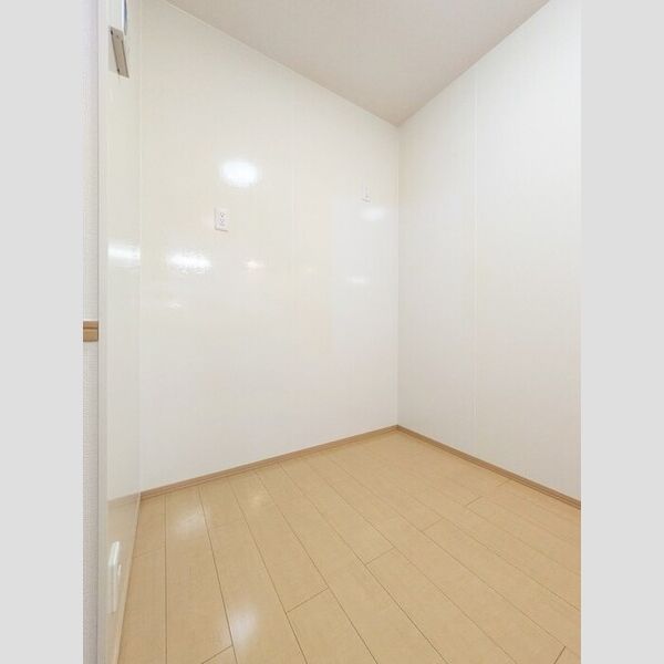 その他 (冷蔵庫置き場)
