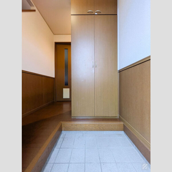 玄関 (玄関)