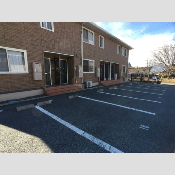 駐車場 (駐車場)