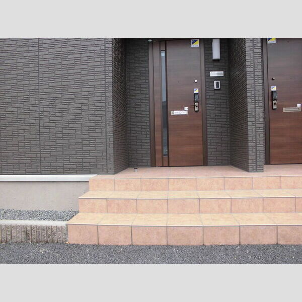 エントランス (エントランス)