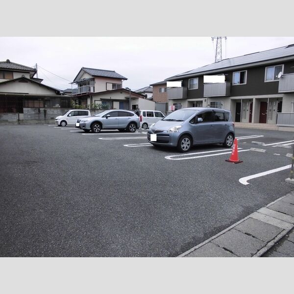駐車場 (駐車場)