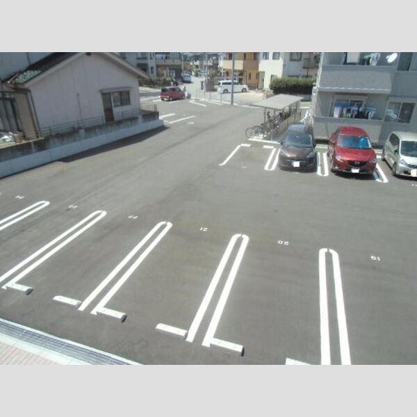 駐車場 (駐車場)