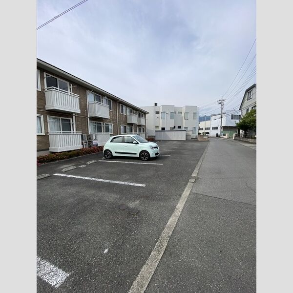 駐車場 (駐車場)