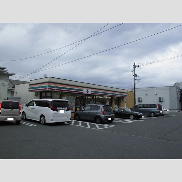 現地周辺 (セブンイレブン甲府下石田2丁目店 386m)