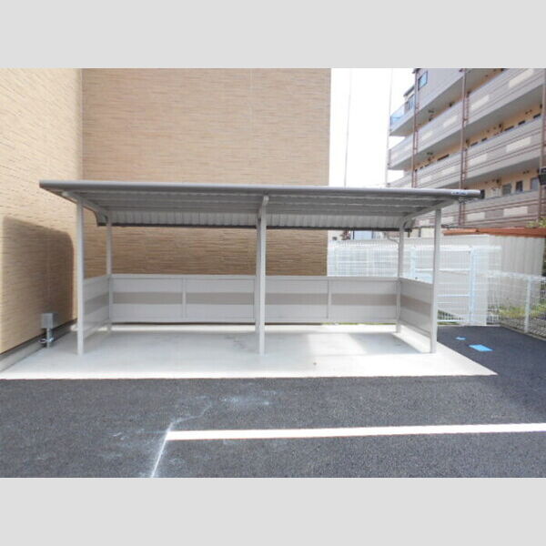 駐車場 (駐輪場)