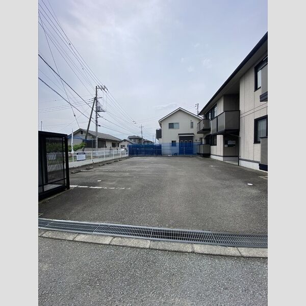駐車場 (駐車場)