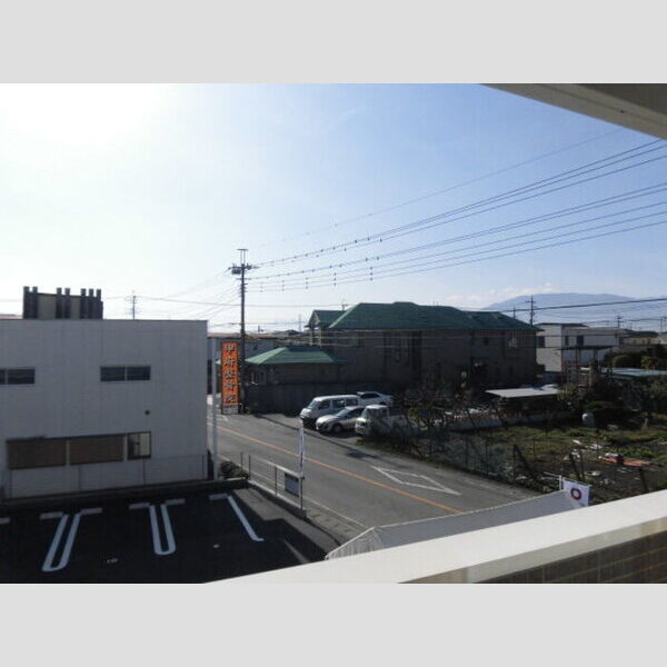 現地周辺 (バルコニーからの眺望)