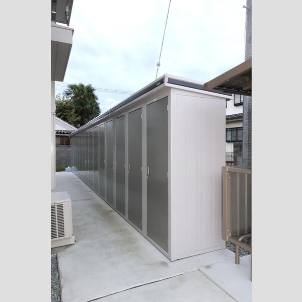 現地周辺 (物置)