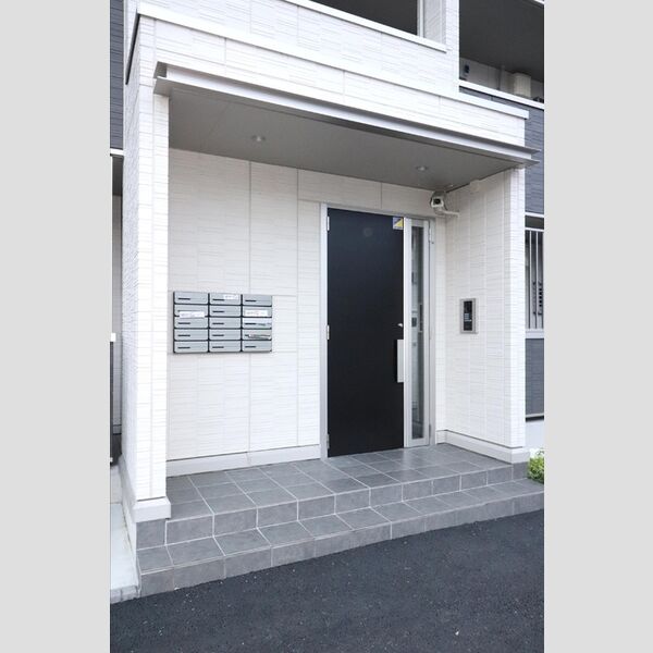 エントランス (エントランス)