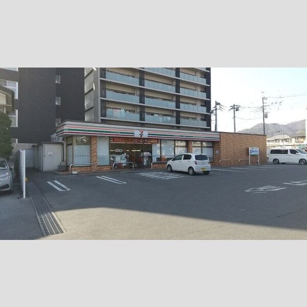 現地周辺 (セブンイレブン甲府武田店まで340m(徒歩5分))