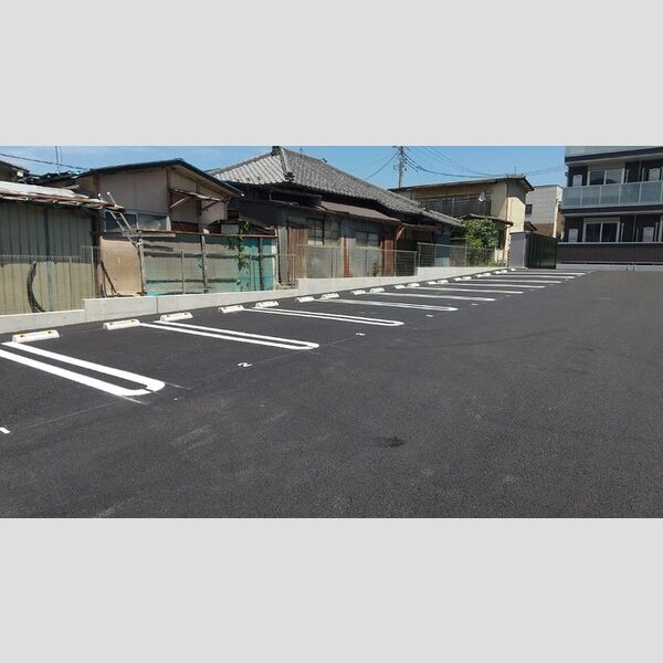 駐車場 (駐車場)