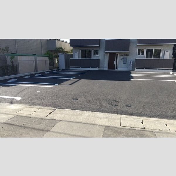 駐車場 (駐車場)