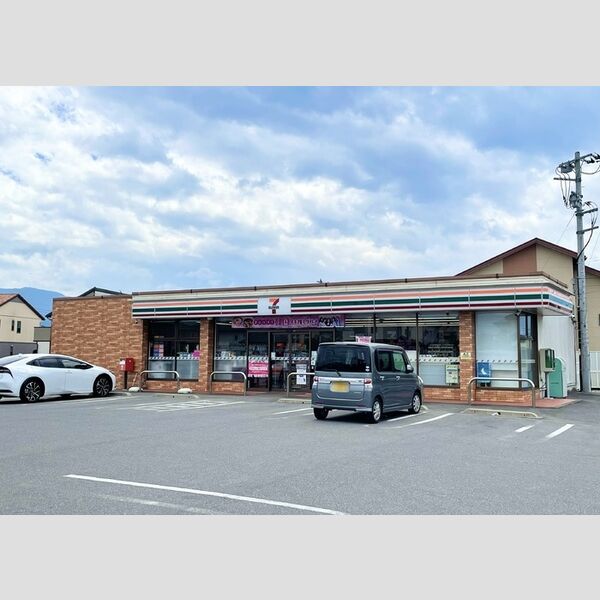 現地周辺 (セブンイレブン甲府西下条町店まで111m(徒歩2分))