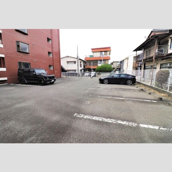 駐車場 (北側駐車場)