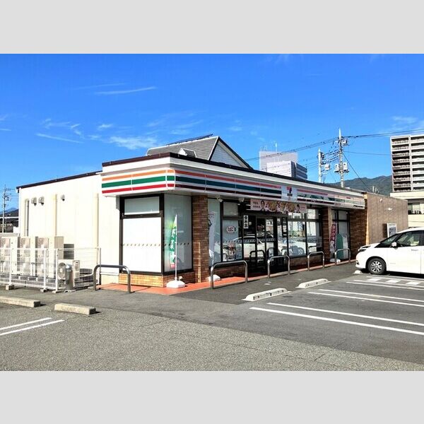 現地周辺 (セブンイレブン甲府相生店まで534m(徒歩7分))
