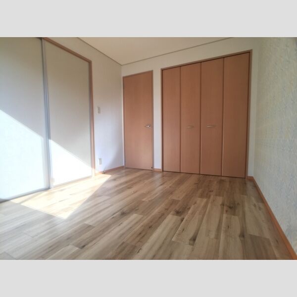 その他 (洋室)