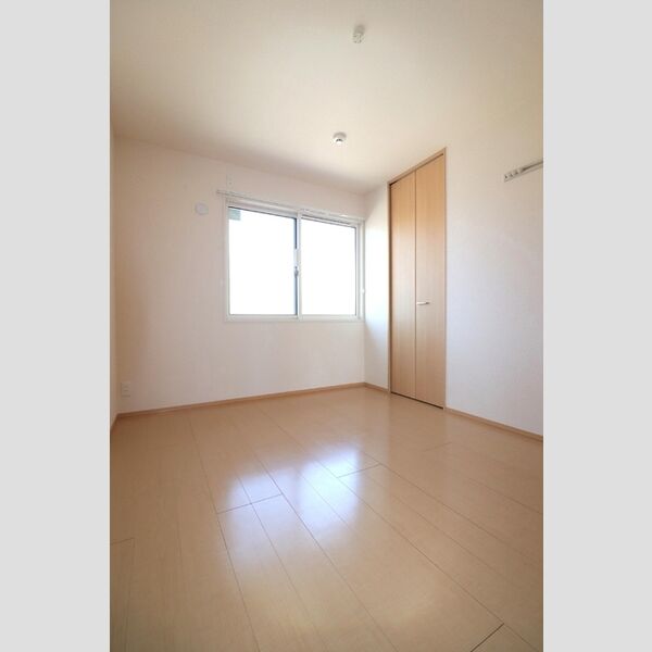 その他 (北側洋室)