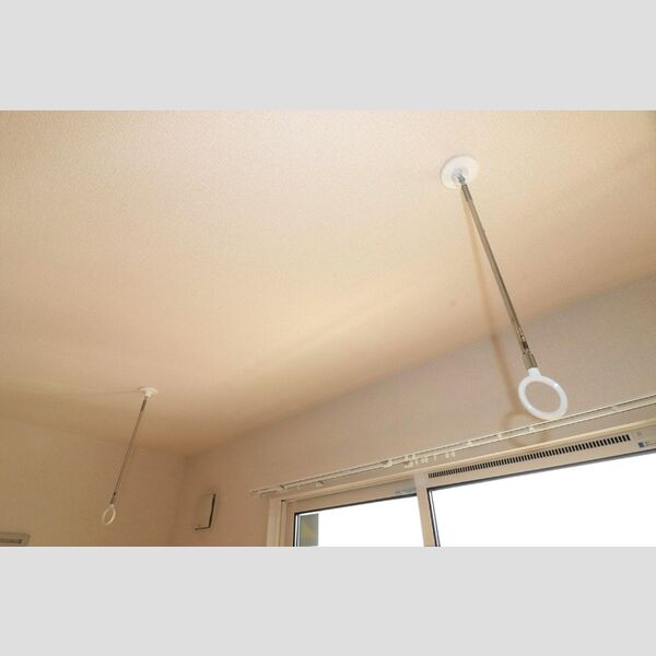 その他 (室内物干し)