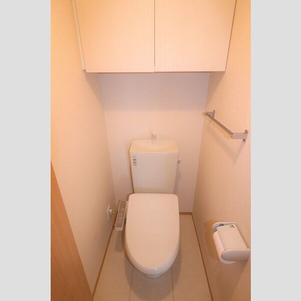 トイレ (温水洗浄暖房便座)