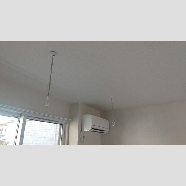 その他設備 (室内物干し)