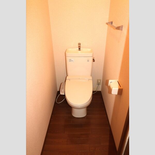 トイレ (温水洗浄暖房便座)