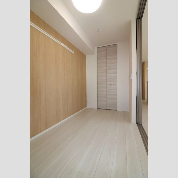 その他 (洋室)