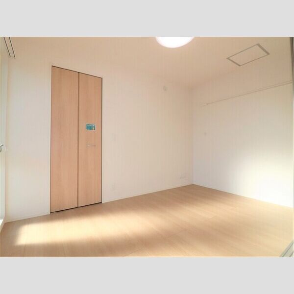 その他 (洋室)