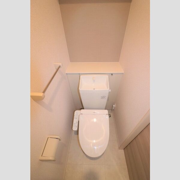 トイレ (温水洗浄暖房便座)