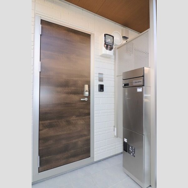 玄関 (玄関(郵便ポスト・専用宅配ボックス))