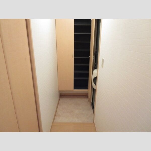 玄関 (玄関)