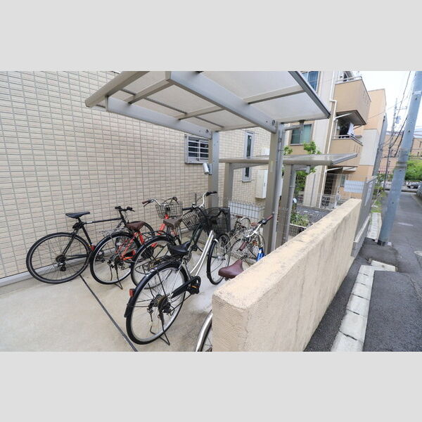 駐車場 (駐輪場)