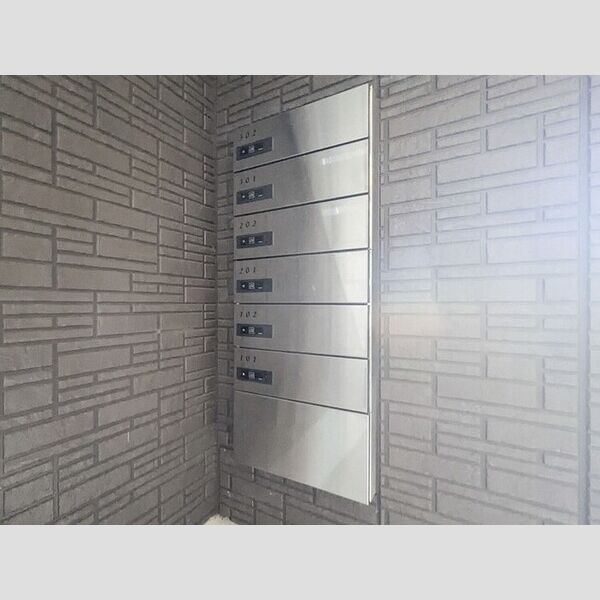 現地周辺 (ポスト)