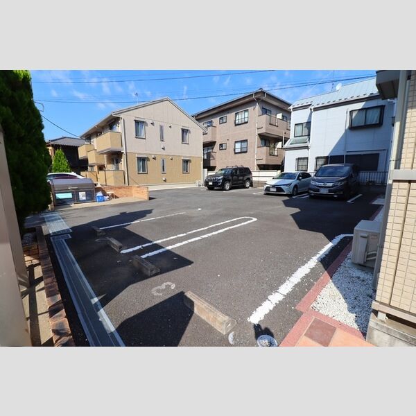 駐車場 (駐車場)