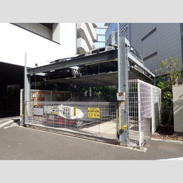 駐車場 (立体駐車場)