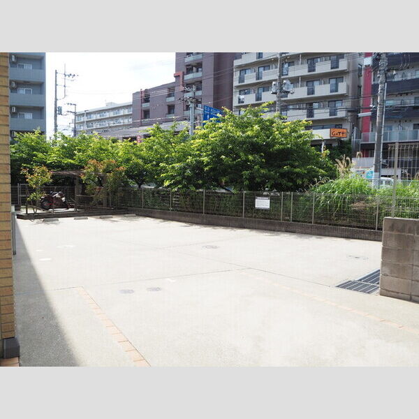 駐車場 (敷地内駐車場(空き要確認))