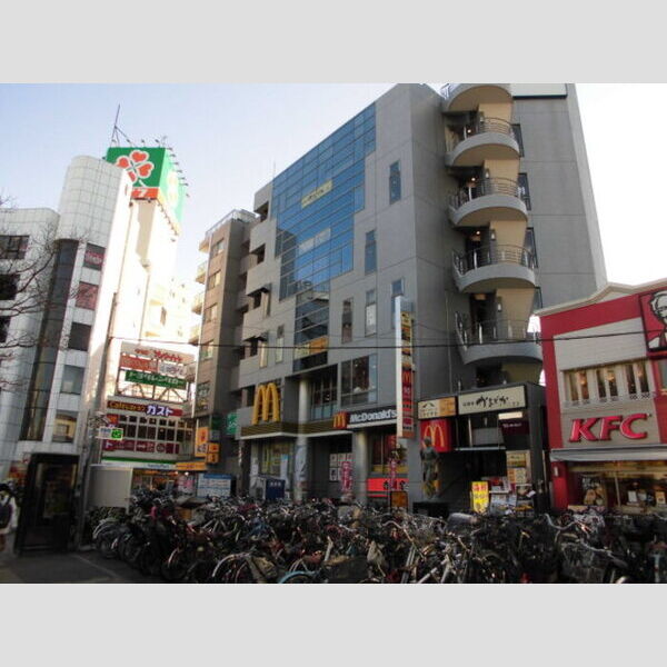 現地周辺 (向ヶ丘遊園駅前(反対側))
