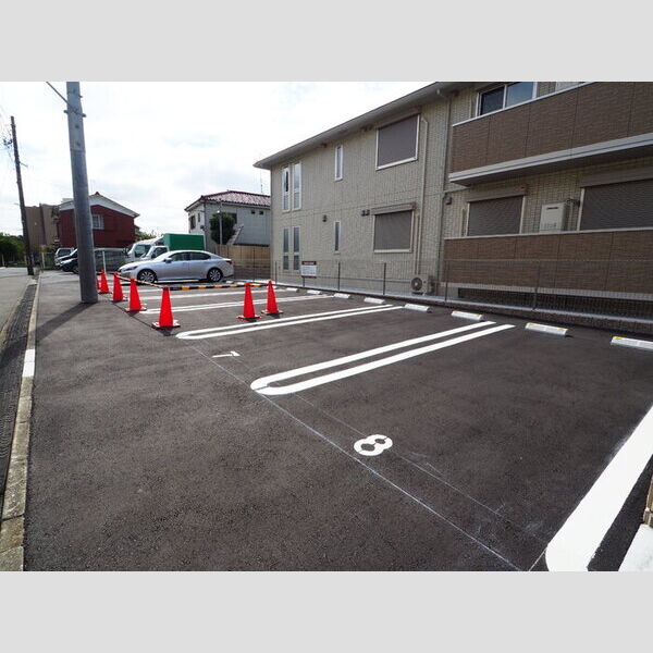 駐車場 (駐車場)