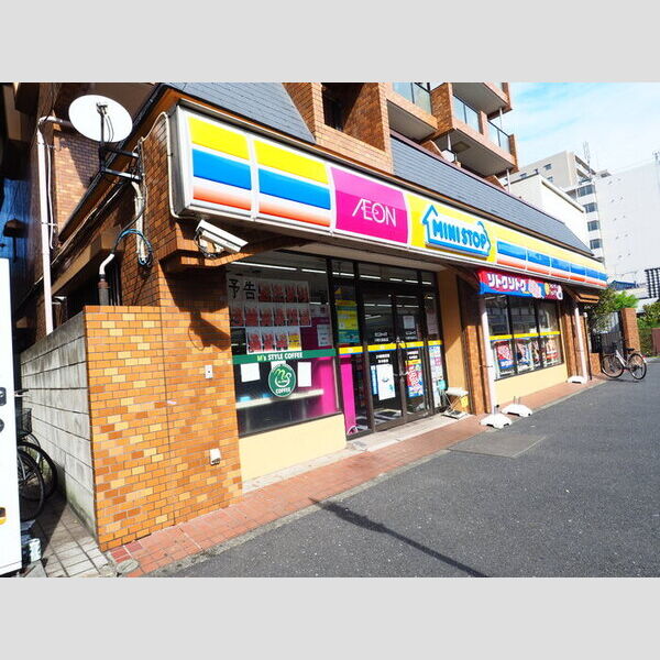現地周辺 (ミニストップ川崎大師前店)