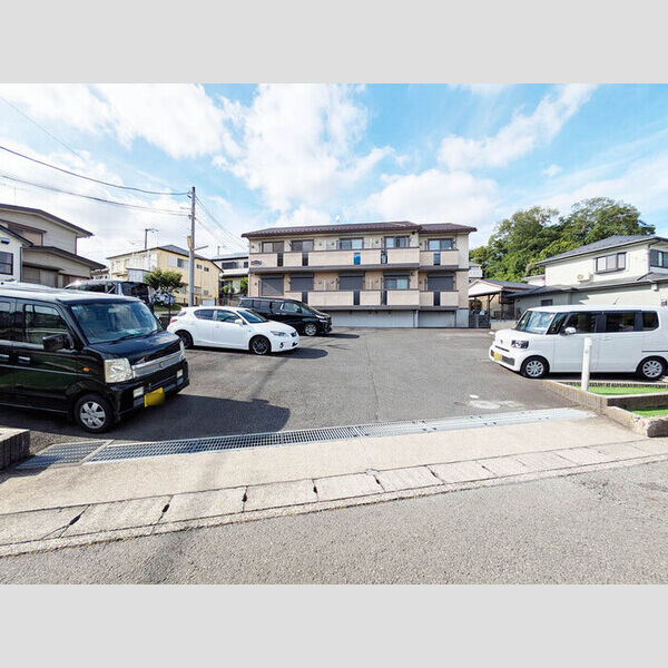 駐車場 (駐車場)
