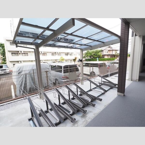 現地周辺 (駐輪スペース(バイク・原付不可))