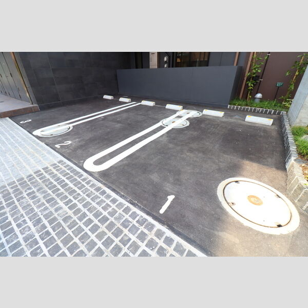 駐車場 (駐車場)