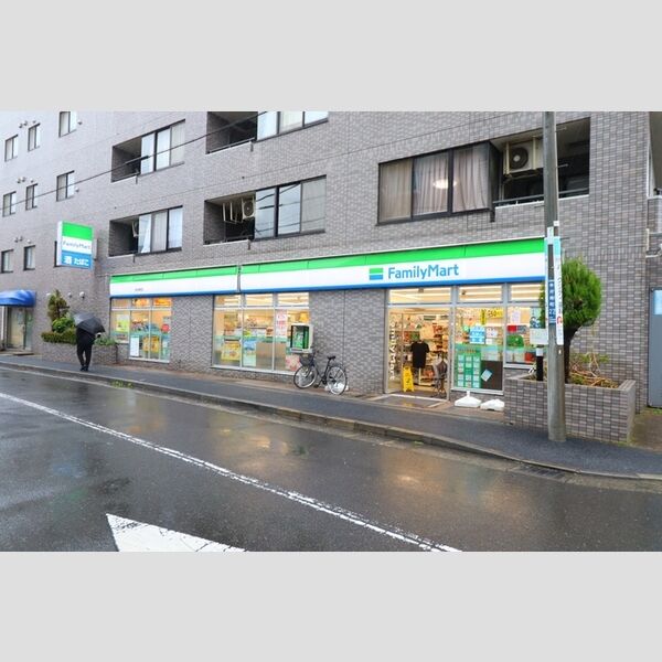 現地周辺 (ファミリーマート今井南町店(240m))