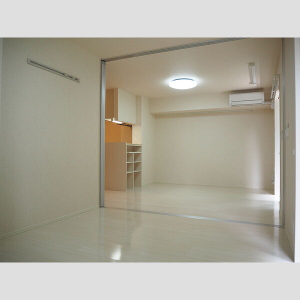 居室・リビング (LDK・洋室)