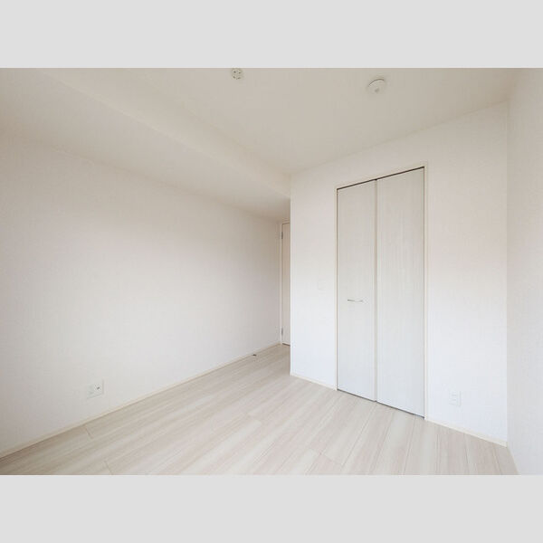 その他 (洋室)