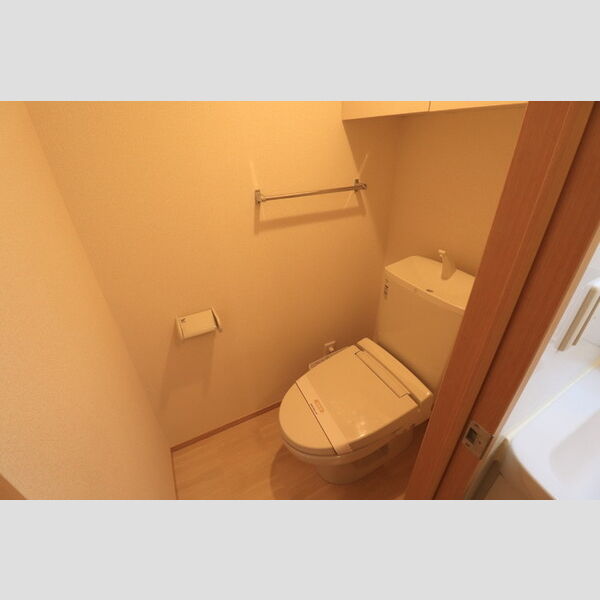 トイレ (温水洗浄暖房便座)