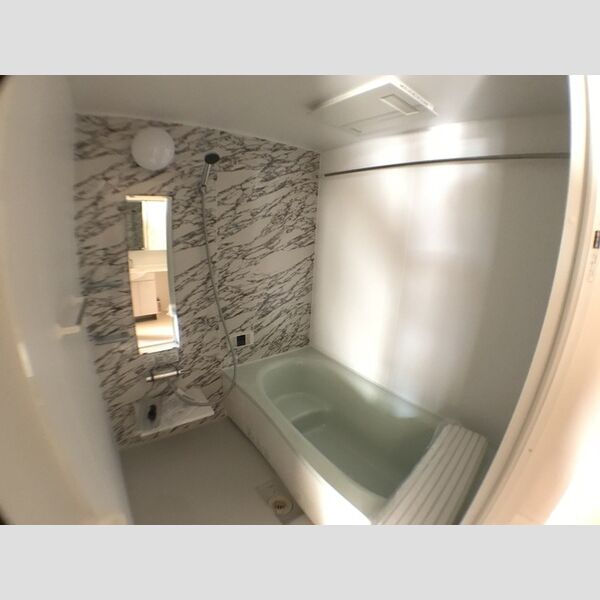 バス (バス(浴室換気乾燥機付き)施工中)