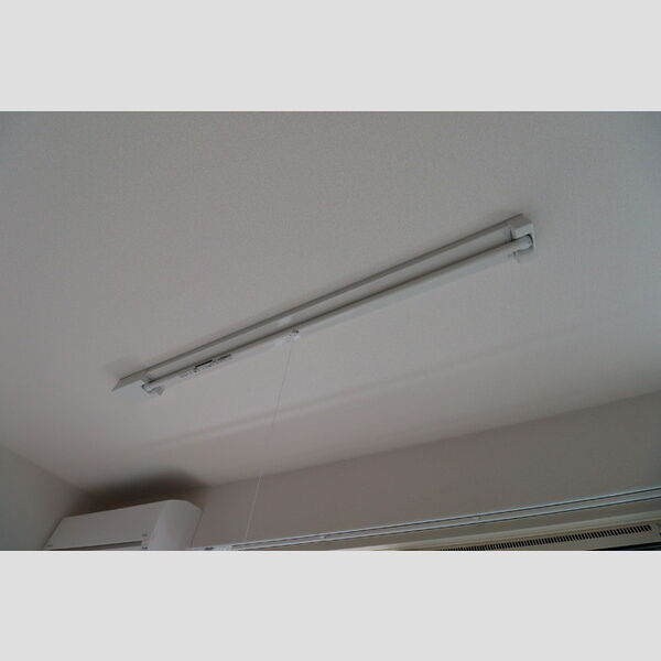 その他 (室内物干し)